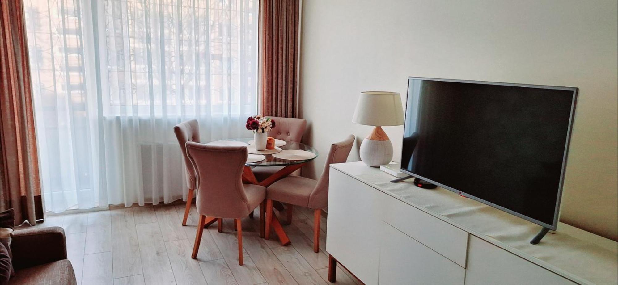 Apartment Next To Cathedral Of Saints Peter & Paul Siauliai  Exterior photo